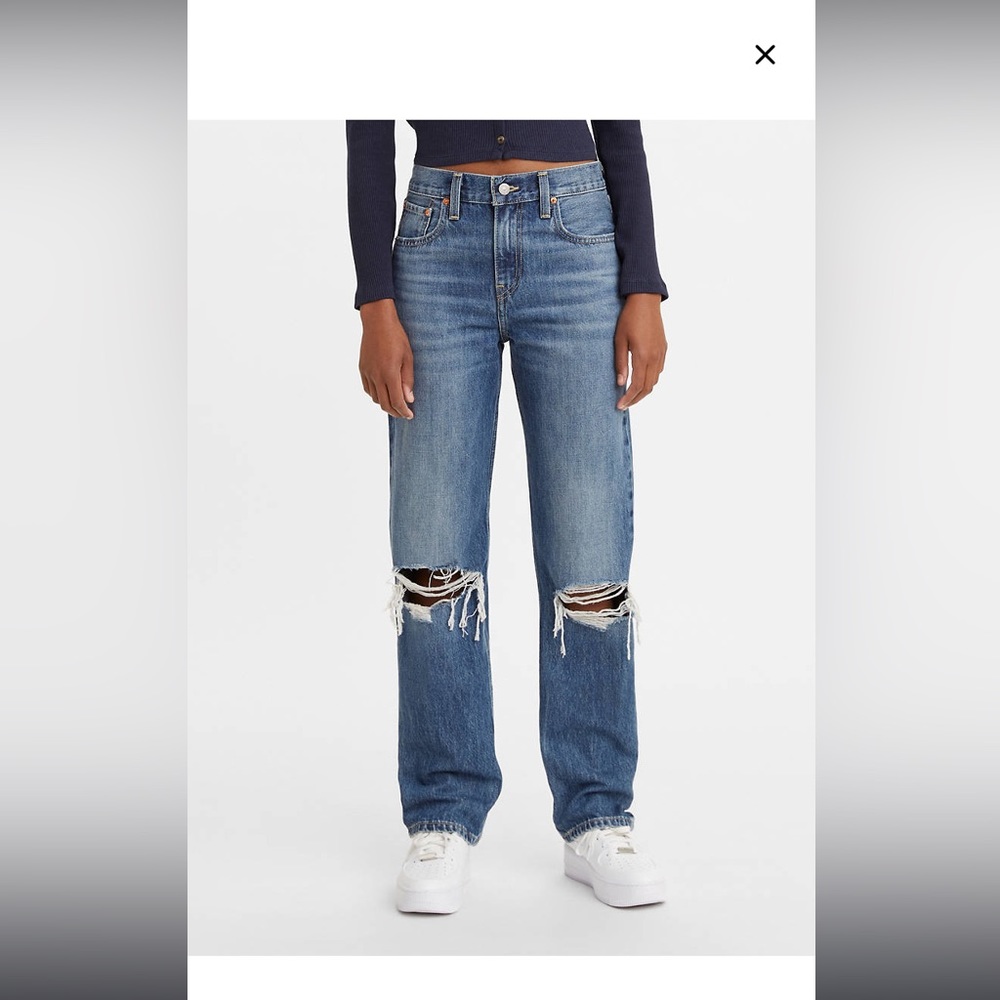 Levi’s medium wash size 25